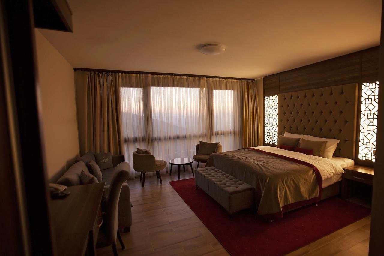 Hotel Morea เปรวัลเลอ ภายนอก รูปภาพ